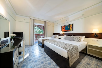 Superior Aile Odası